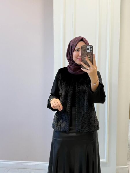 Kadın 2627170 Kürk Ceketli Deri Etekli Takım