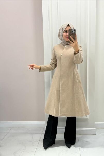 Kadın 2429009 Broş Düğme Detaylı Kaşe Kaban