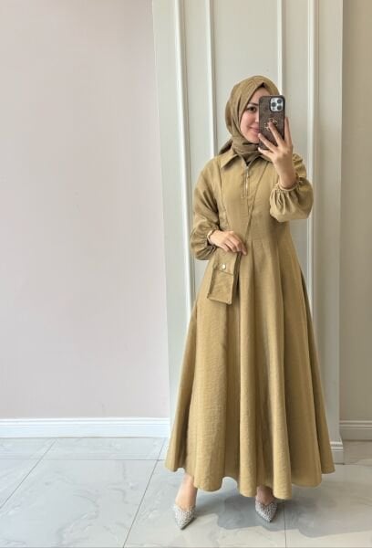 32448 Çantalı Elbise