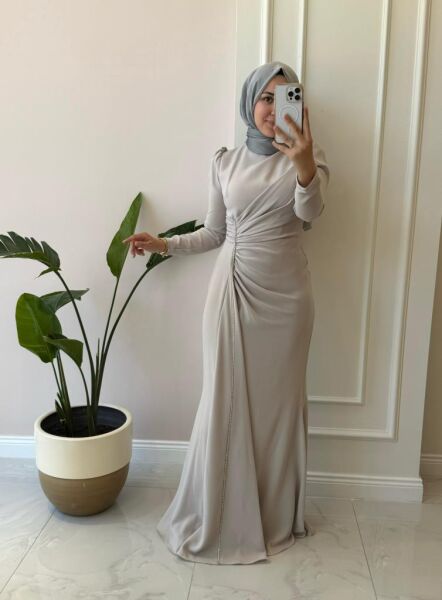 Kadın 4194 Nehir Abiye